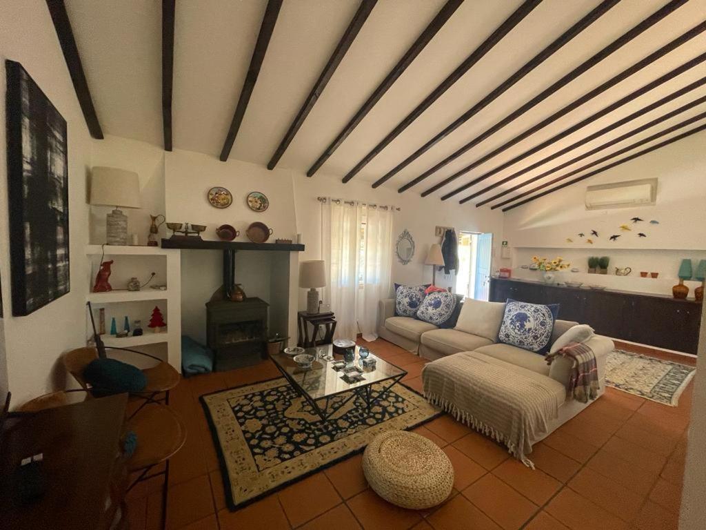 Casa Das Oliveiras 阿维斯 外观 照片